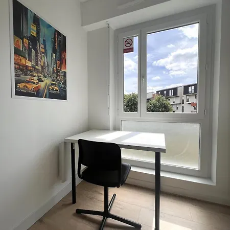 La Voyageur Avec Parking Et Proche Rer Appartement Courcouronnes