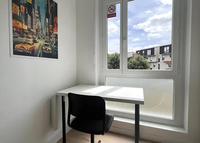 La Voyageur Avec Parking Et Proche Rer 아파트 Courcouronnes
